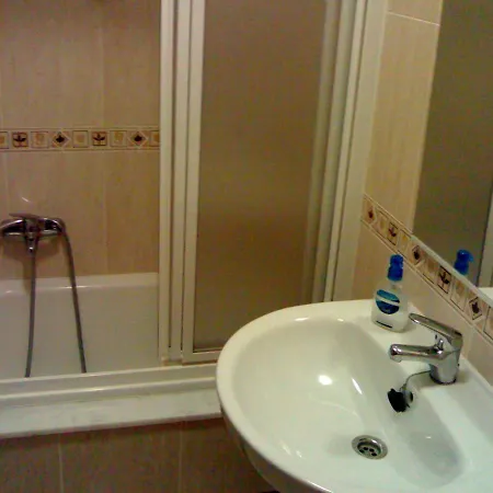 Casa Laura アパート サンシェンショ